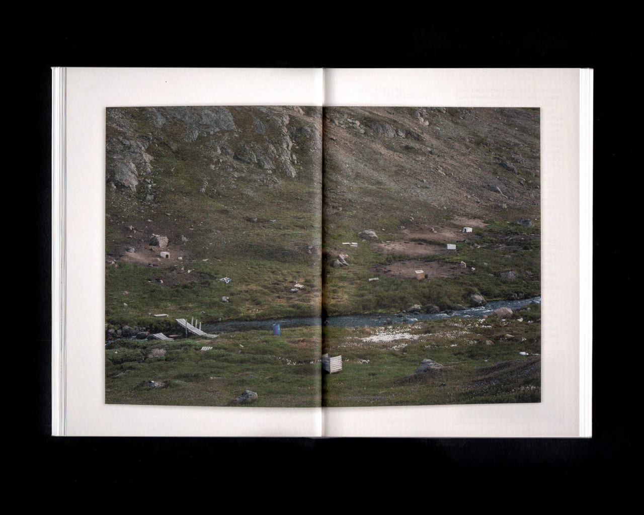 Image of Moving Through the Space of the Picture and the Page. The Photobook as an Artistic and Architectural Medium
