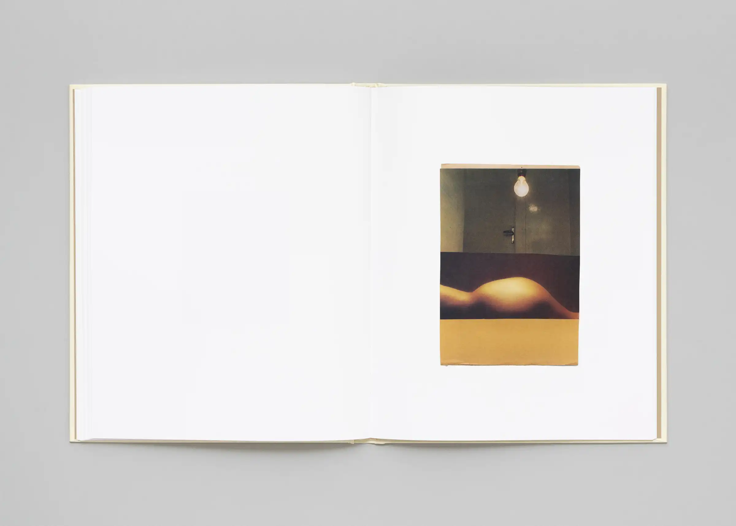 Image of Katrien De Blauwer – Old Sweater Gets New Uses