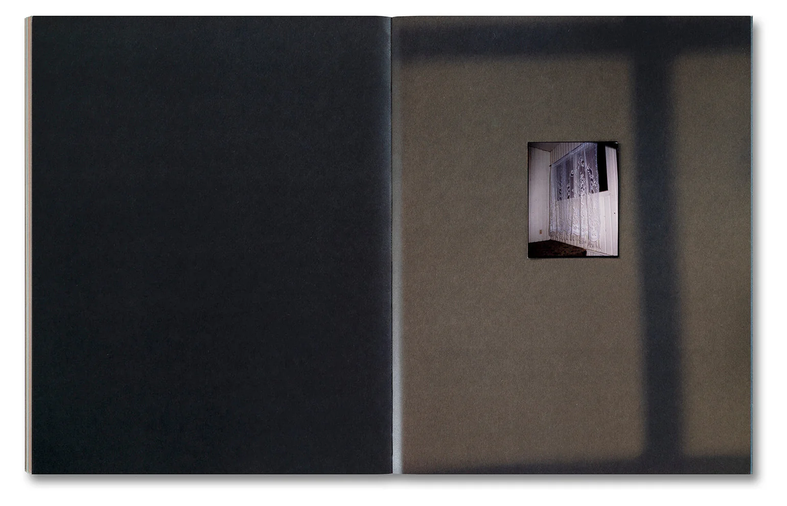Image of Gregory Halpern – Omaha Sketchbook (Second Edition)